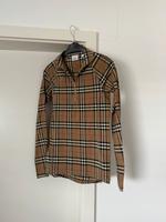 Burberry Oberteil mit Reißverschluss Langarm Top Shirt Bayern - Pfarrkirchen Vorschau