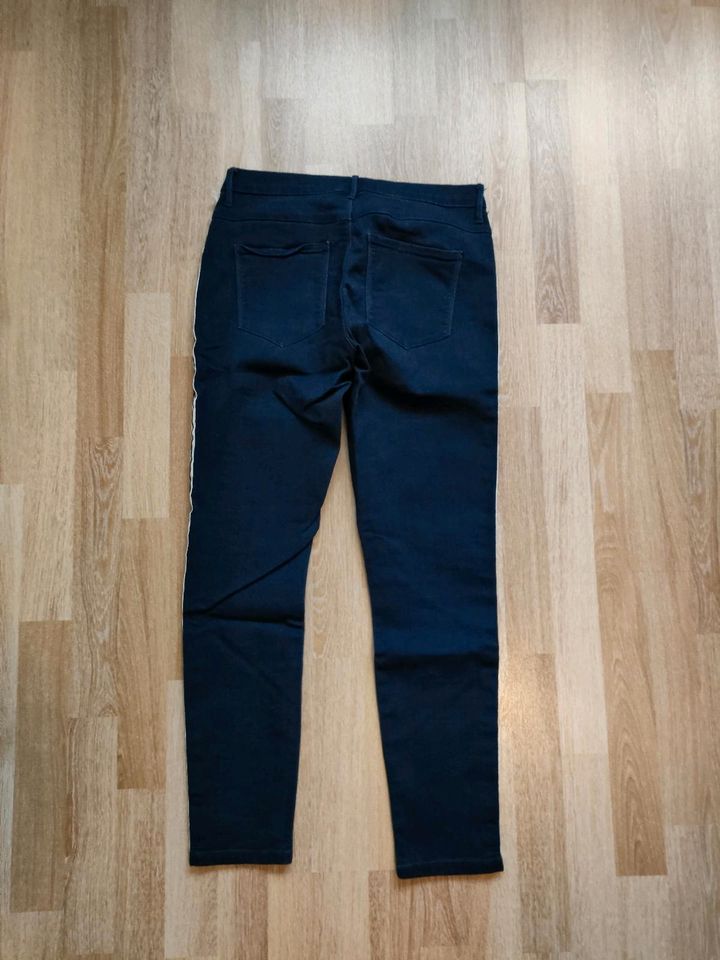 Only Jeans, Größe L/32 in Herford