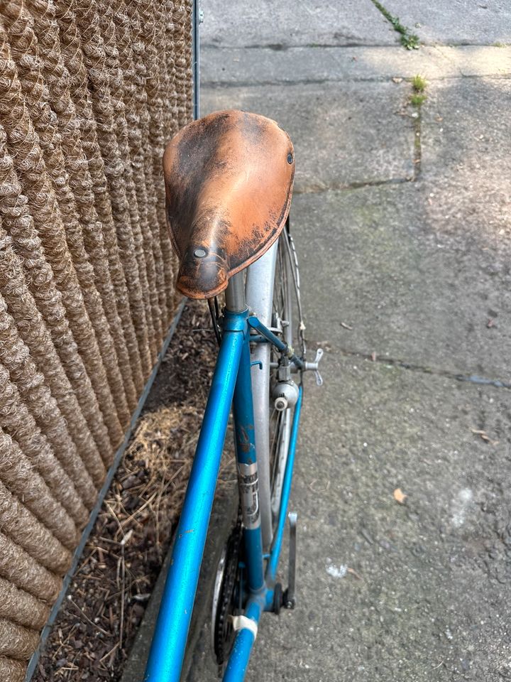 DDR Fahrrad Mifa Herrenfahrrad Herrensportrad 28er in Berlin