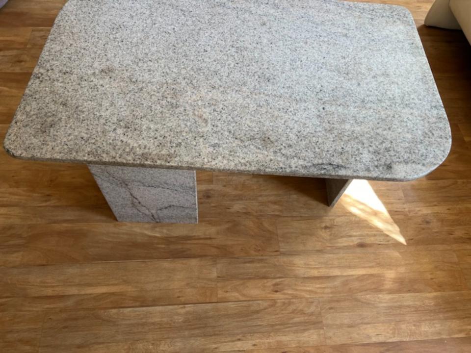 Couchtisch / Wohnzimmertisch Stein Sonderanfertigung Höhe 61cm in Durmersheim