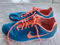 Nike Turnschuhe Hessen - Greifenstein Vorschau