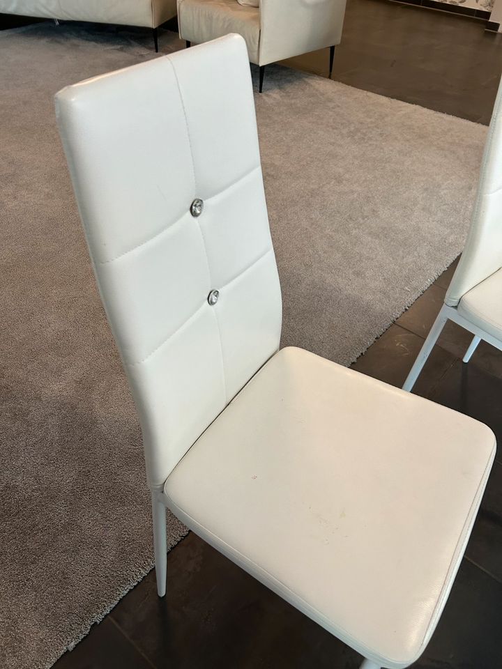 Esszimmer Stühle in weiß 4 Stück in Neumünster