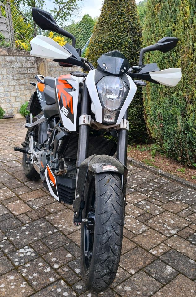 KTM Duke 125 in Bad Salzdetfurth