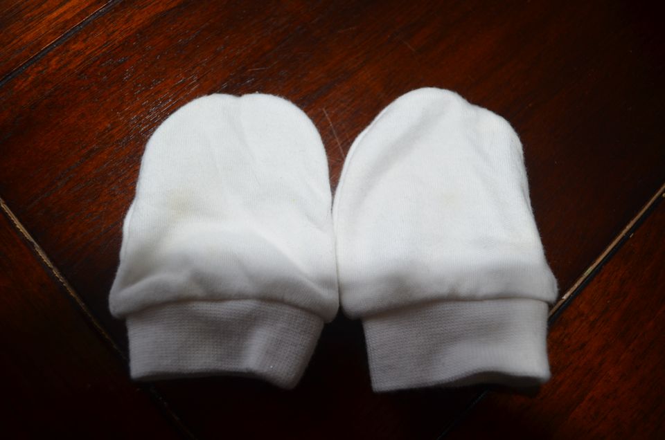 Handschuhe/Erstlingshandschuhe Preis: 1,50,-€ in Güstrow
