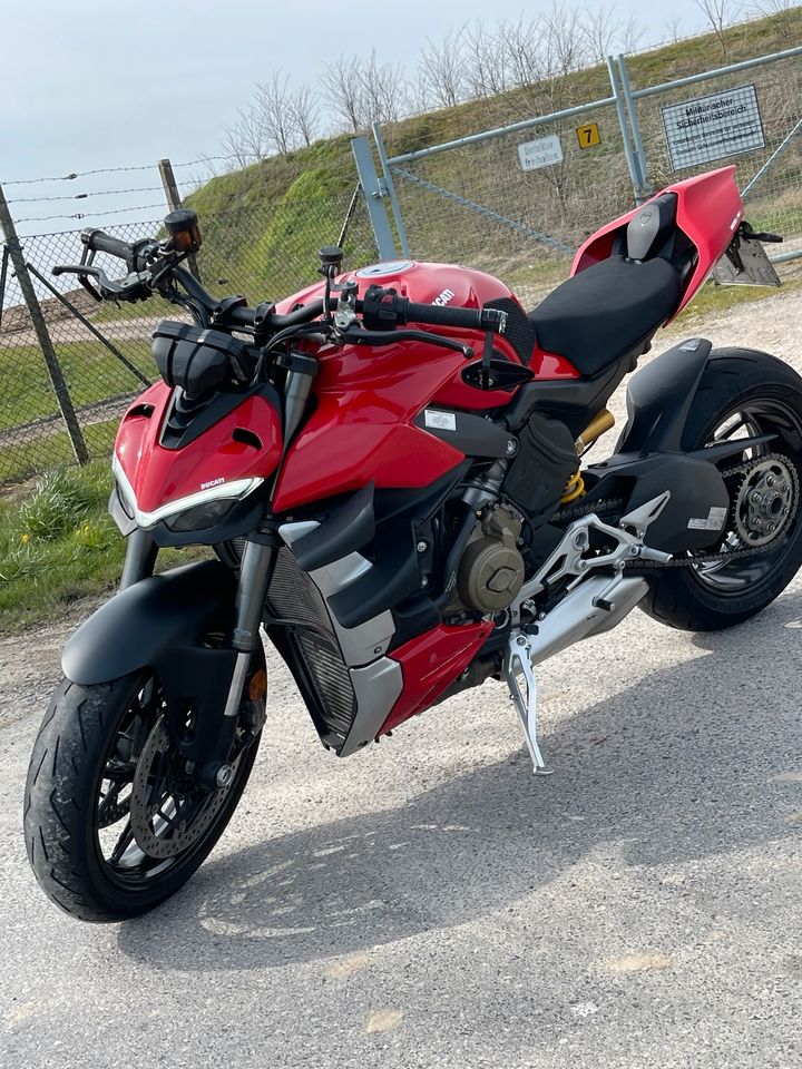 Ducati Streetfighter V4 in Wunstorf