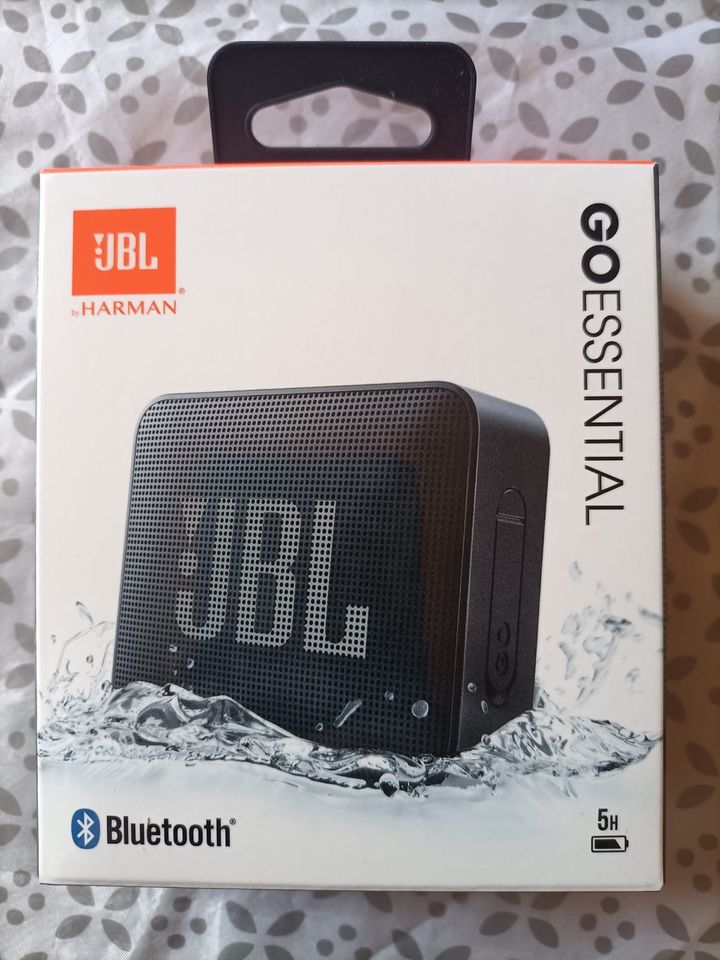 JBL Go Essential, Bluetooth Box, Neu und OVP in Lage