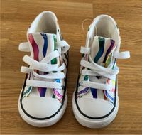 Converse Chucks Schuhe weiß Zebra Regenbogen Gr 20/US 5 Berlin - Tempelhof Vorschau