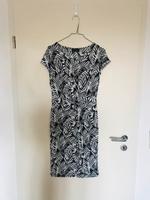 Yessica knielanges Kleid Sachsen-Anhalt - Halle Vorschau