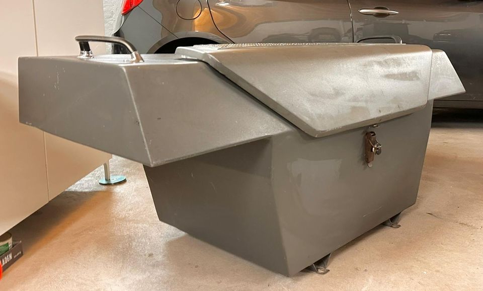 Transportbox Ladefläche - Lamborghini LM 002 - Rep.bedürftig in Gelsenkirchen