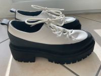 Plateau Schuhe Schwarz weiß 36 Catwalk Bayern - Olching Vorschau