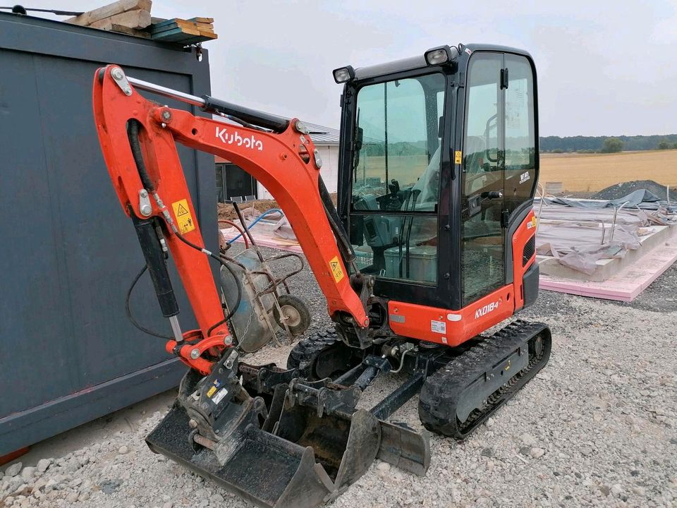 Minibagger Bagger Radlader Steinsäge Rüttelplatte zu vermieten in Gochsheim