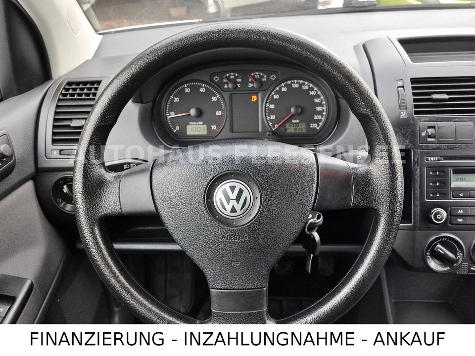 Volkswagen Polo IV 1.2 *KLIMA*SITZHEIZUNG*TÜV*S-HEFT* in Penkow