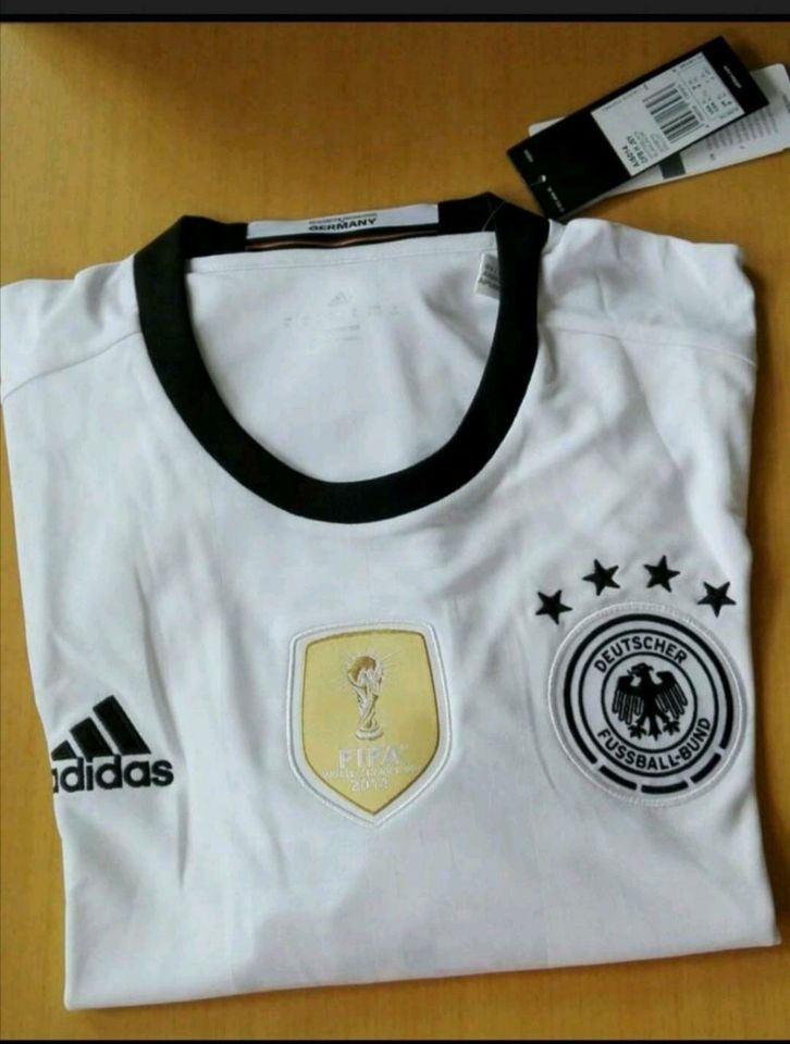 Adidas T-Shirt XL Fifa 2014 unisex in Dinkelscherben