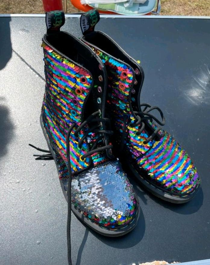 Original Doc Martens Limited Edition Regenbogen  Größe 38 in Templin