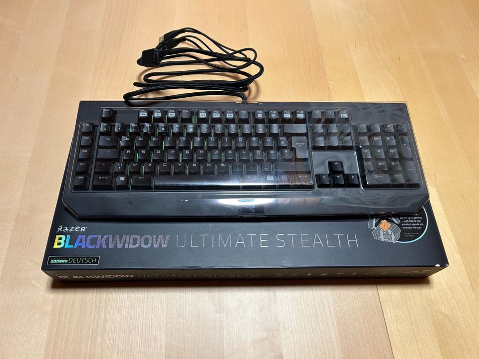 Razer Blackwidow Ultimate Stealth 2014 in Hannover