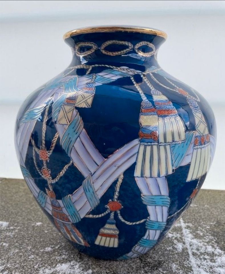Vase groß, bunt, blau, Muster, China in Göttingen