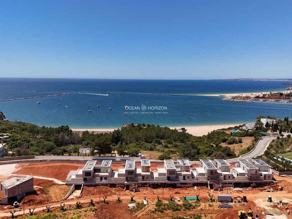 Portugal, Algarve, Ferragudo, Haus Doppelhaushälfte mit Meerblick, Pool, Strand fußläufig erreichbar,Immobilie in Berlin