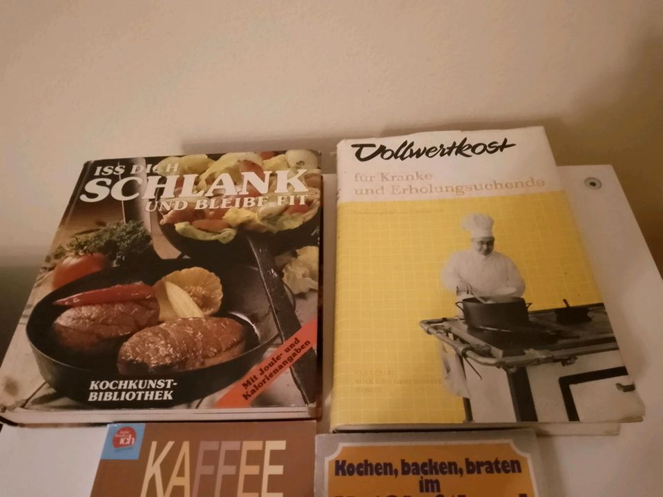 Bücherpaket Kochbücher in Bischoffen