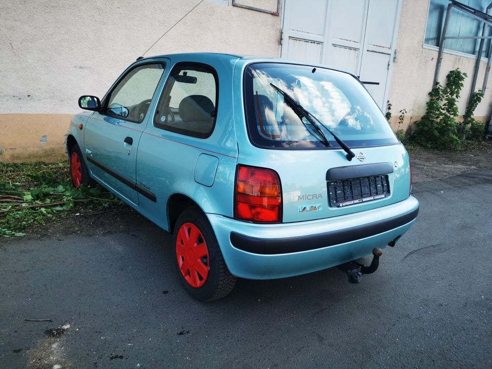 Nissan Micra 1.0 Benzin Neuer TÜV AHK, neuer Service in Freiberg