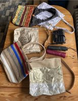 Verschiedene Handtaschen und Schirme Niedersachsen - Rhauderfehn Vorschau