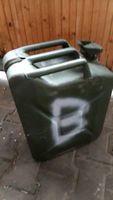 Kraftstoffkanister 20 Liter aus Metall ab 1956 Bayern - Simbach Vorschau