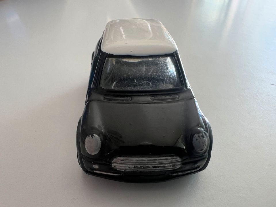 Hot Wheels 2001 Mini Cooper in Reinhardshagen