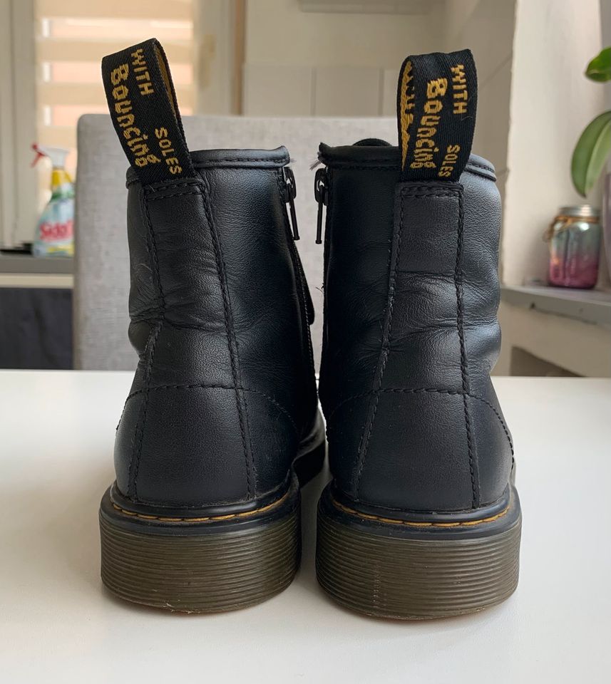 Doc Martens Gr. 36 in Krefeld