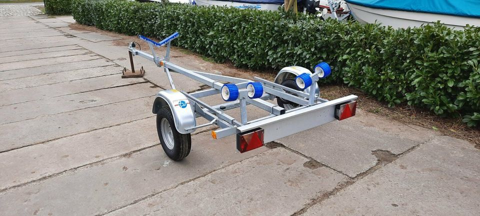 TPV Bootstrailer BA550 - R 500 kg Straßentrailer Bootsanhänger in Neuruppin