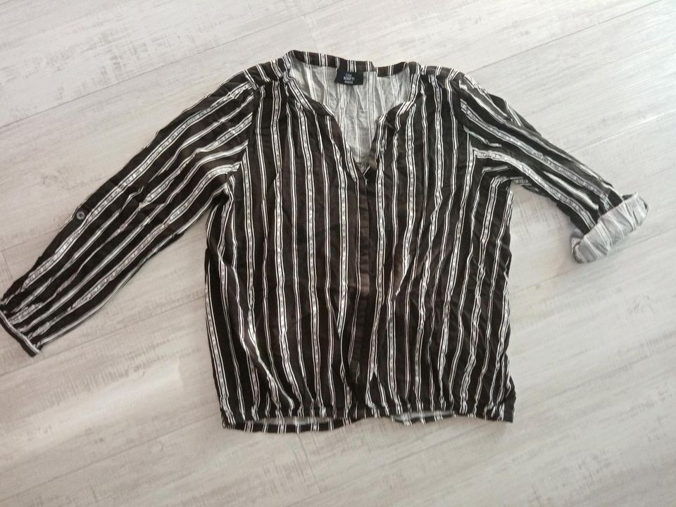 Shirt Bluse gestreift Gina Benotti Gr. M 40/42 Neuwertig in Wolmersdorf