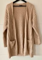 Strickjacke Jacke langgeschnitten beige Zopfmuster Gr M Yessica Bayern - Ellingen Vorschau