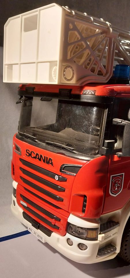 Bruder Drehleiter Scania R560 Soundmodul Ersatzblaulichtkappen in Jena