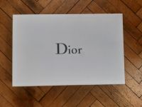 DIOR große Couture Aufbewahrungs Schachtel Karton 69 x 45 x 9,5cm München - Maxvorstadt Vorschau