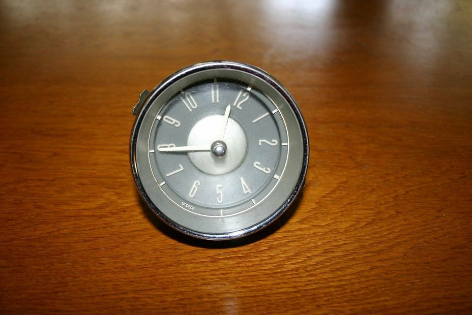 VDO Kienzle Uhr für Armaturenbrett in Rosendahl