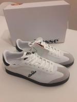 ellesse Sneaker in Größe 45 NEU mit Etikett & OVP Berlin - Reinickendorf Vorschau