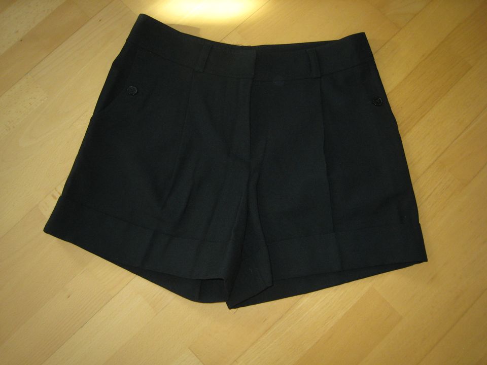 Damen kurze Hose, schwarz Gr. 36 von H & M in Schwarzenbach a d Saale