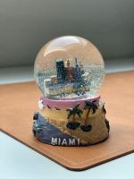 Sammlerstück Schneekugel Miami Florida Nordrhein-Westfalen - Gelsenkirchen Vorschau