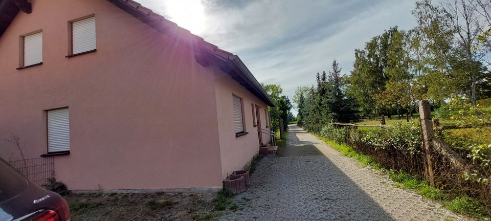 Großes Einfamilienhaus mit großem Garten. 2 Minuten zum See. in Binde