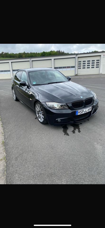 BMW 320i M-Paket Navi Automatik Xenon in Marktheidenfeld