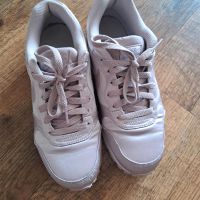 Sneakers, Nike, MD Runner 2, Gr. 40, Farbe: rosé/flieder Hamburg-Nord - Hamburg Winterhude Vorschau