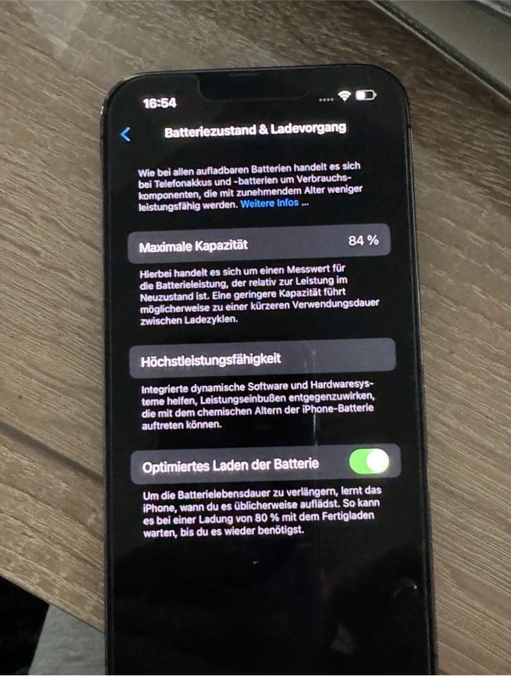 Iphone 13 Pro 256 GB Graphite WIE NEU mit Hüllen und Panzerfolie in Hamburg