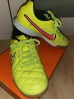 Gr. 35 Nike Tiempo gelb Halle Hallenschuhe Fußballschuhe Niedersachsen - Lüneburg Vorschau