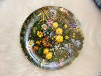 Verkauf von Vintage handgemachte Platte Blumen unserer Gärten Hessen - Kelsterbach Vorschau