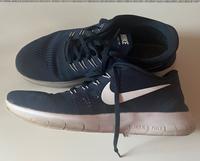 Nike Free RN Flyknit, Dunkelblau, Gr. 44,5 Bayern - Bad Steben Vorschau