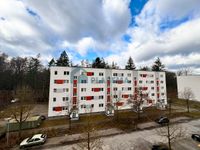 2- Zimmer Wohnung im Hochparterre mit Balkon Schwerin - Großer Dreesch Vorschau