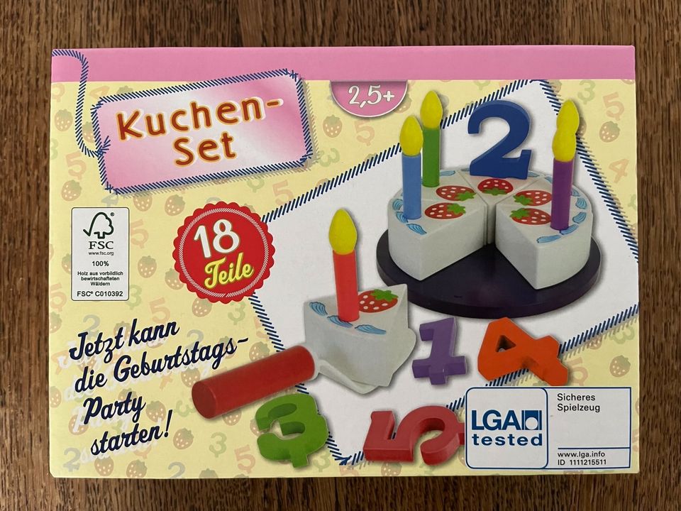 Zubehör Kinderküche Kuchenset Holzspielzeug in Köln