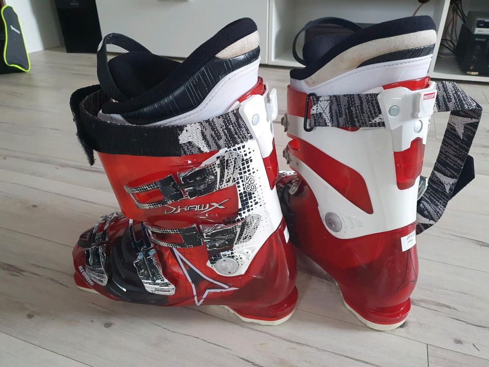 Ski inkl. Schuhe Gr. 29/29,5 und Stöcke + Skisack in Frankenhain b Geithain