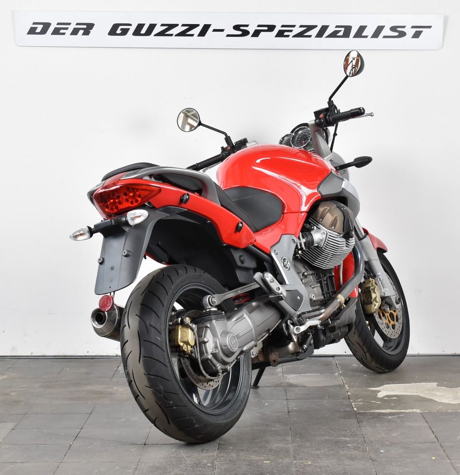 Moto Guzzi Breva 1100 Rosso mit einem Jahr Garantie in Laer