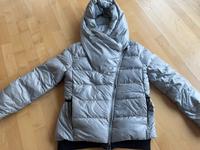 Nike Pufferjacke silbergrau , S, Daunenjacke Hessen - Pohlheim Vorschau