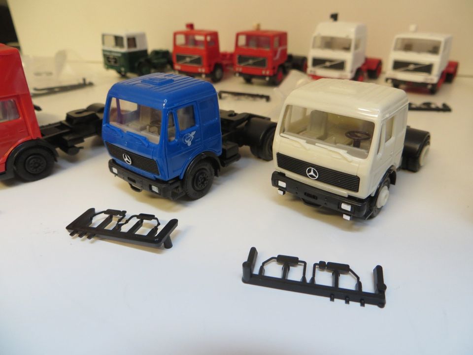 Herpa 1:87 Zubehör Diverse LKW Sattelzugmaschinen SZM in Wendlingen am Neckar