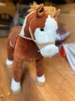 Spielzeug Pferd zum Draufsetzen braun weiß gebraucht Niedersachsen - Hambergen Vorschau
